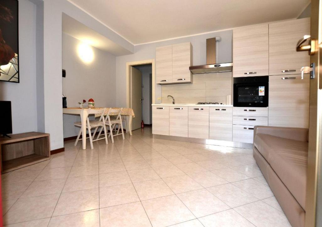 Appartamento Capolaterra Desenzano del Garda Exterior foto